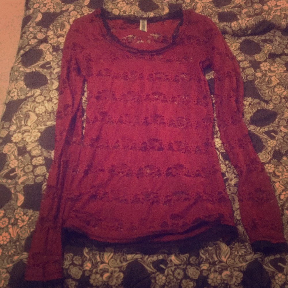BKE long sleeve Lacey top